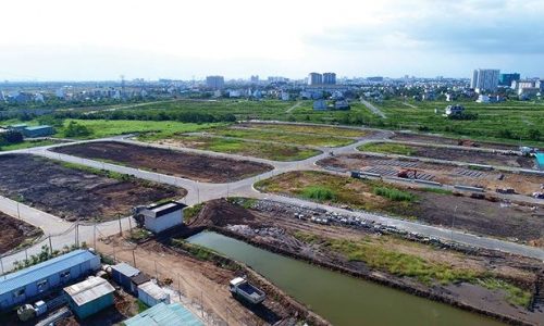 Cần bán nhanh lô đất 100m2 mặt tiền An Phú Tây – Hưng Long, chỉ 130 triệu, sổ hồng riêng